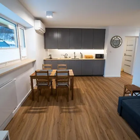 Filip 358 Apartment
